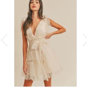 NWT Moonbeam Pearl Stud Tulle Tiered Mini Dress